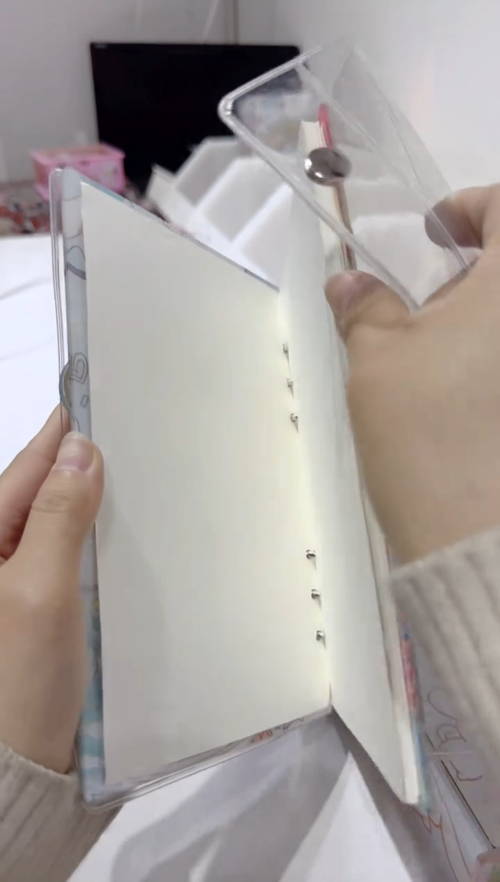 【1号】全新彩金玉桂狗系列A5摇摇本