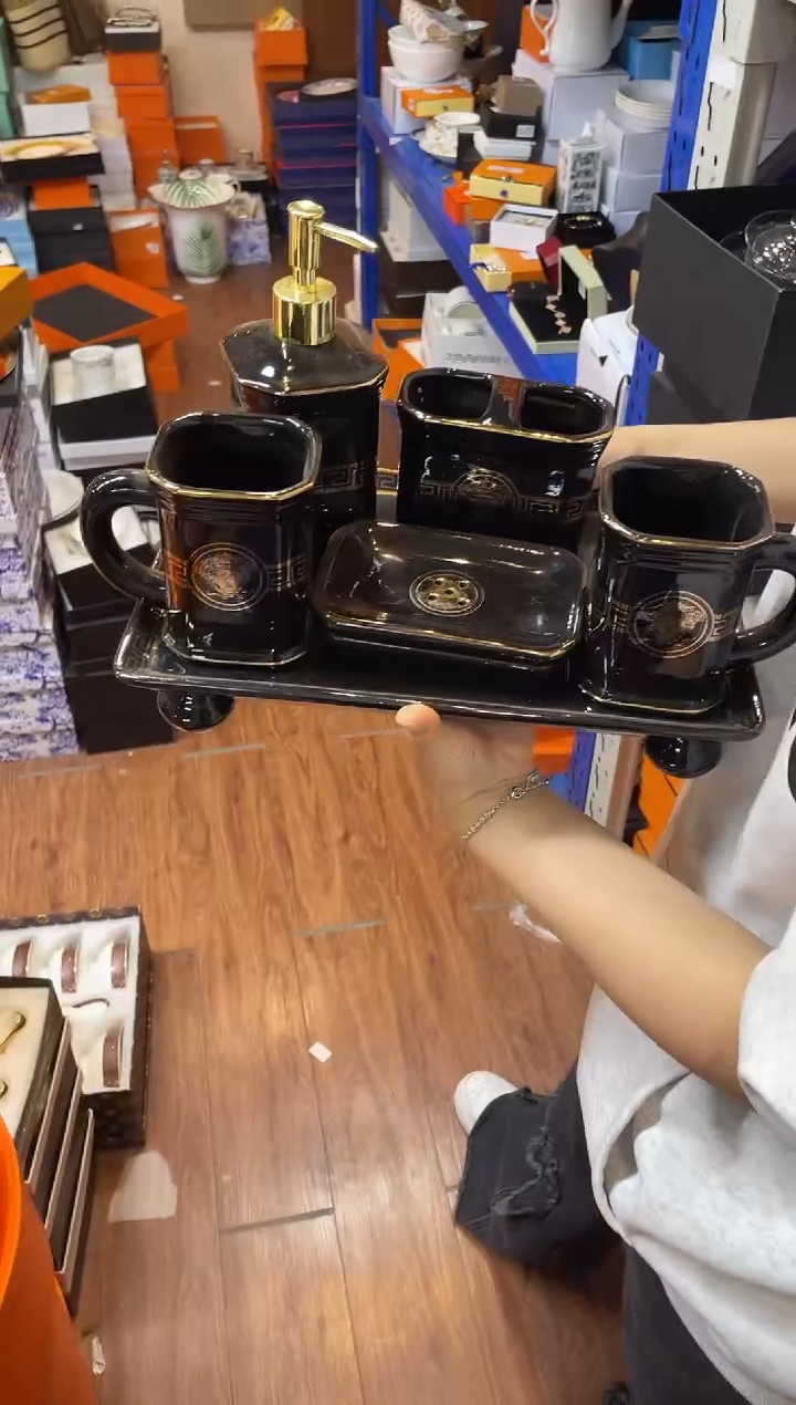 杯鸿辉家品牌瓷器，京东包邮！