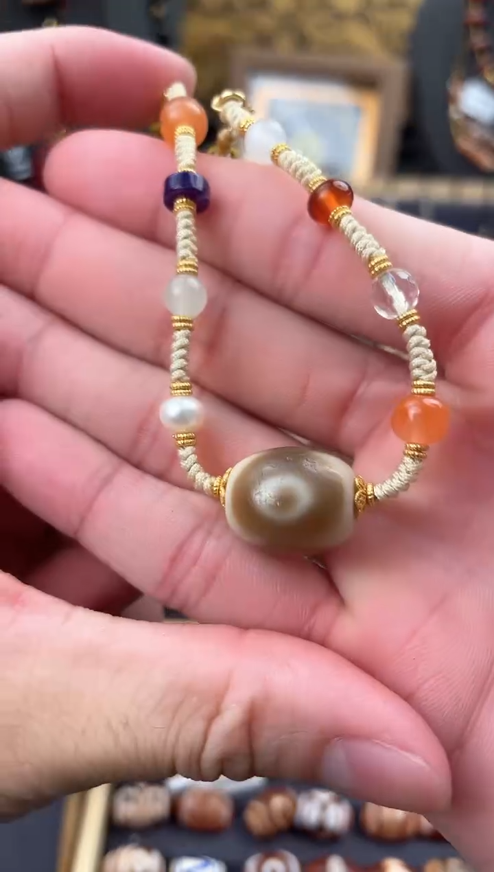 【闪购商品】玛瑙/玉髓未镶嵌颈饰天缘熊猫三眼锁骨链