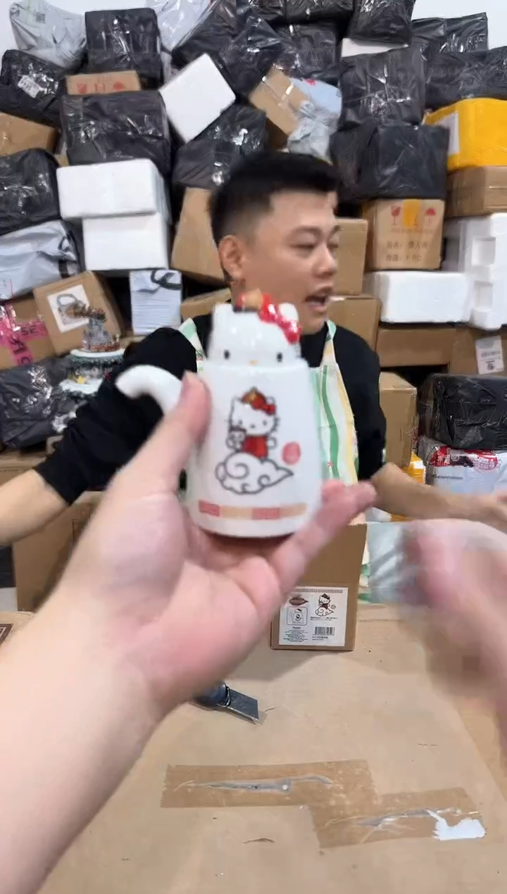 瓷片kt猫酱油壶  