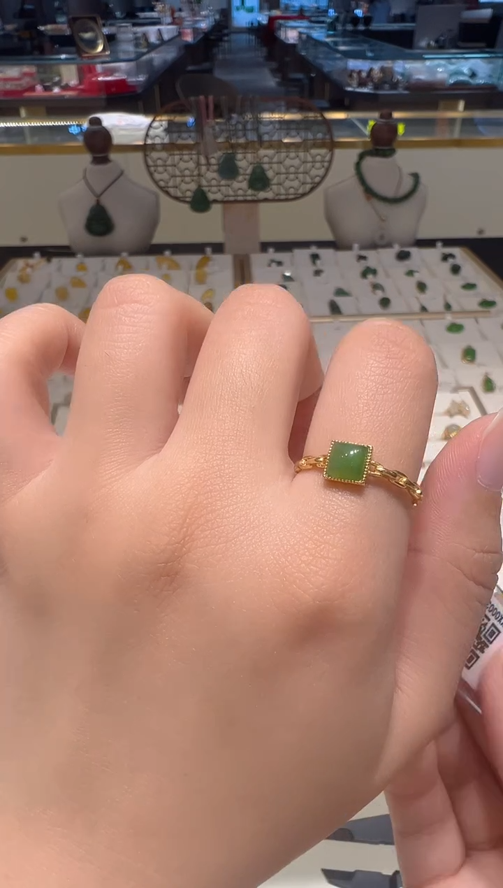 【闪购商品】和田玉戒指银S925镶嵌40