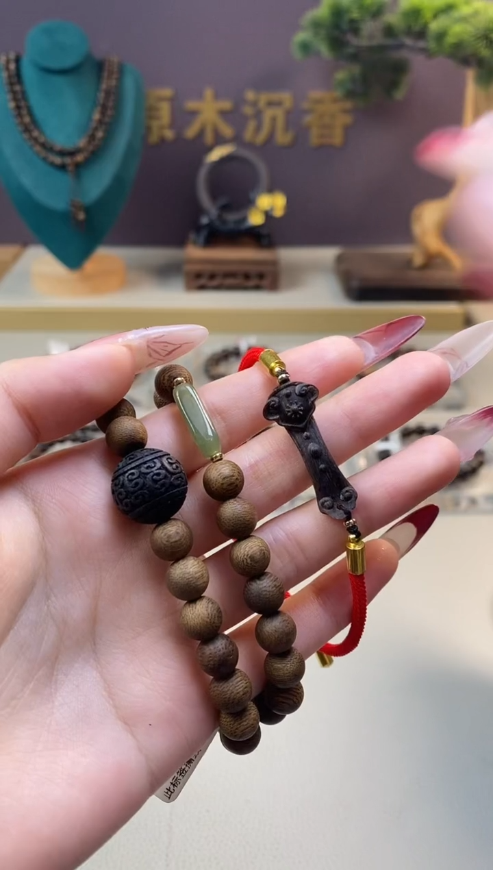 【闪购商品】沉香手串J芽庄白棋08双圈回纹雕刻顶珠+如意手环