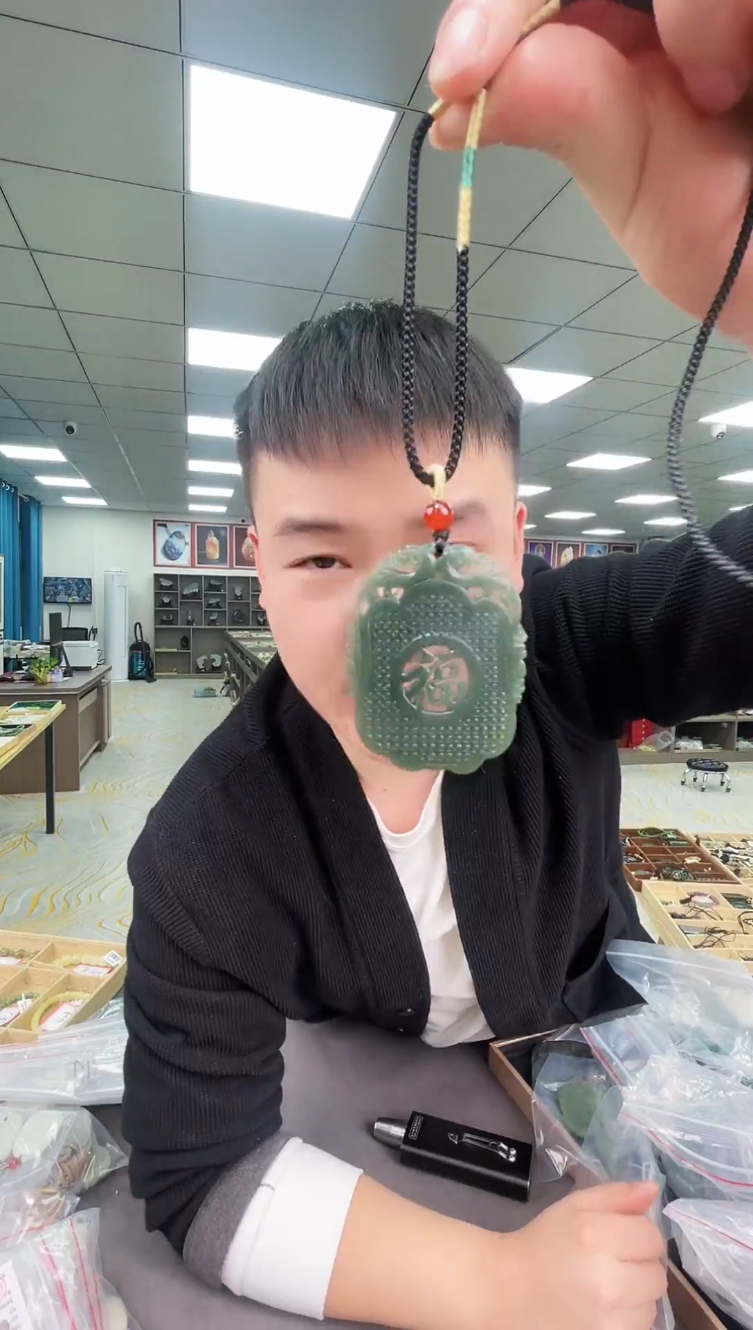 未镶嵌和田玉挂件b54多样性发其一