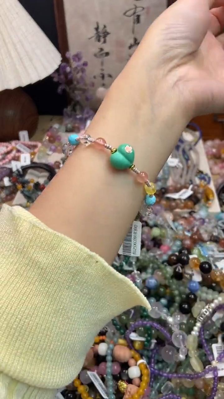 未镶嵌翡翠手饰386