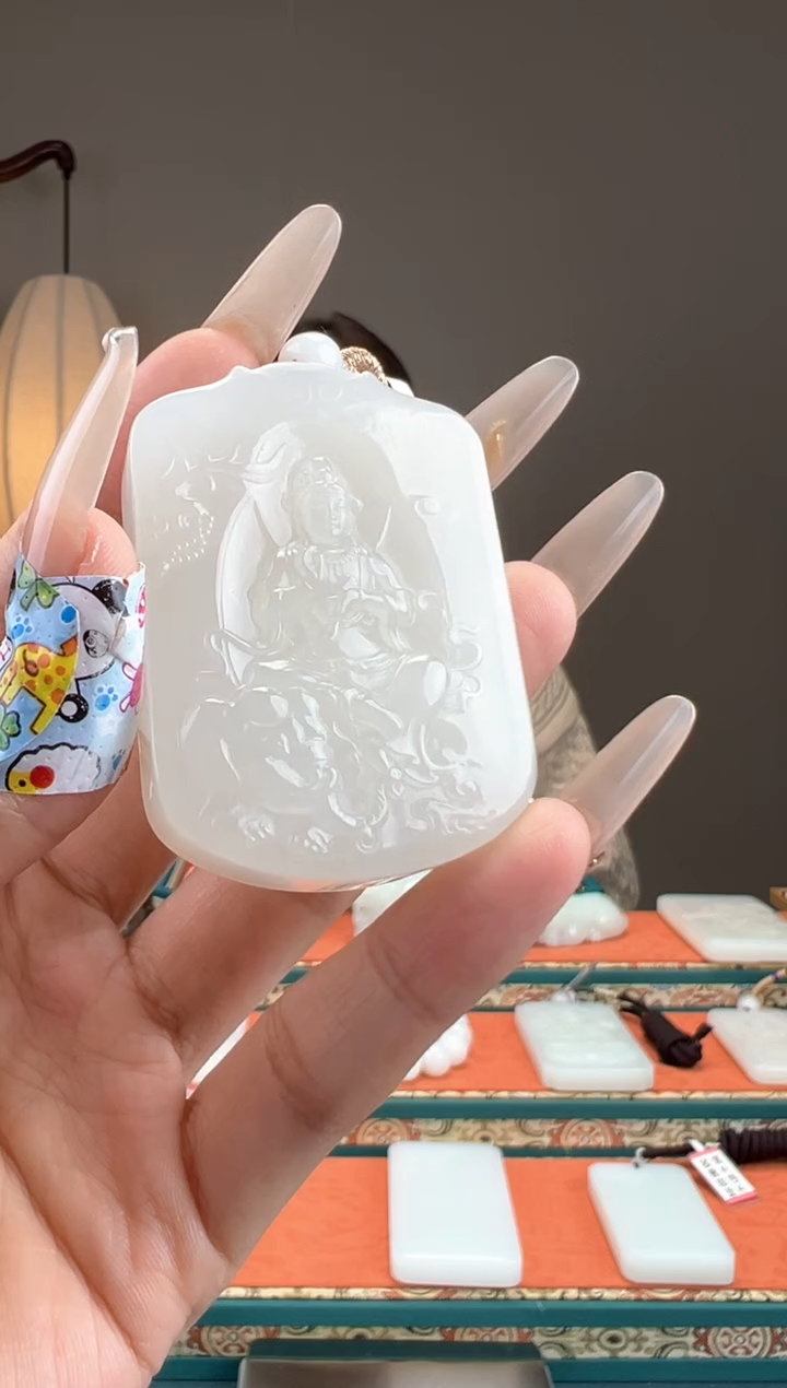 【闪购商品】和田玉颈饰未镶嵌1