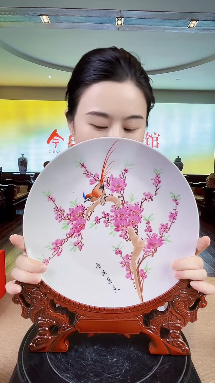 壶景德镇水点桃花瓷盘26公分