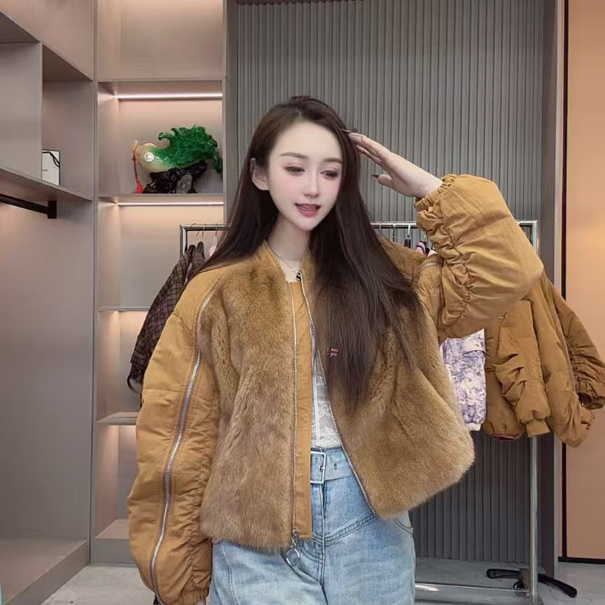 2025高端轻奢时尚南瓜色水貂拼鹅绒外套2466