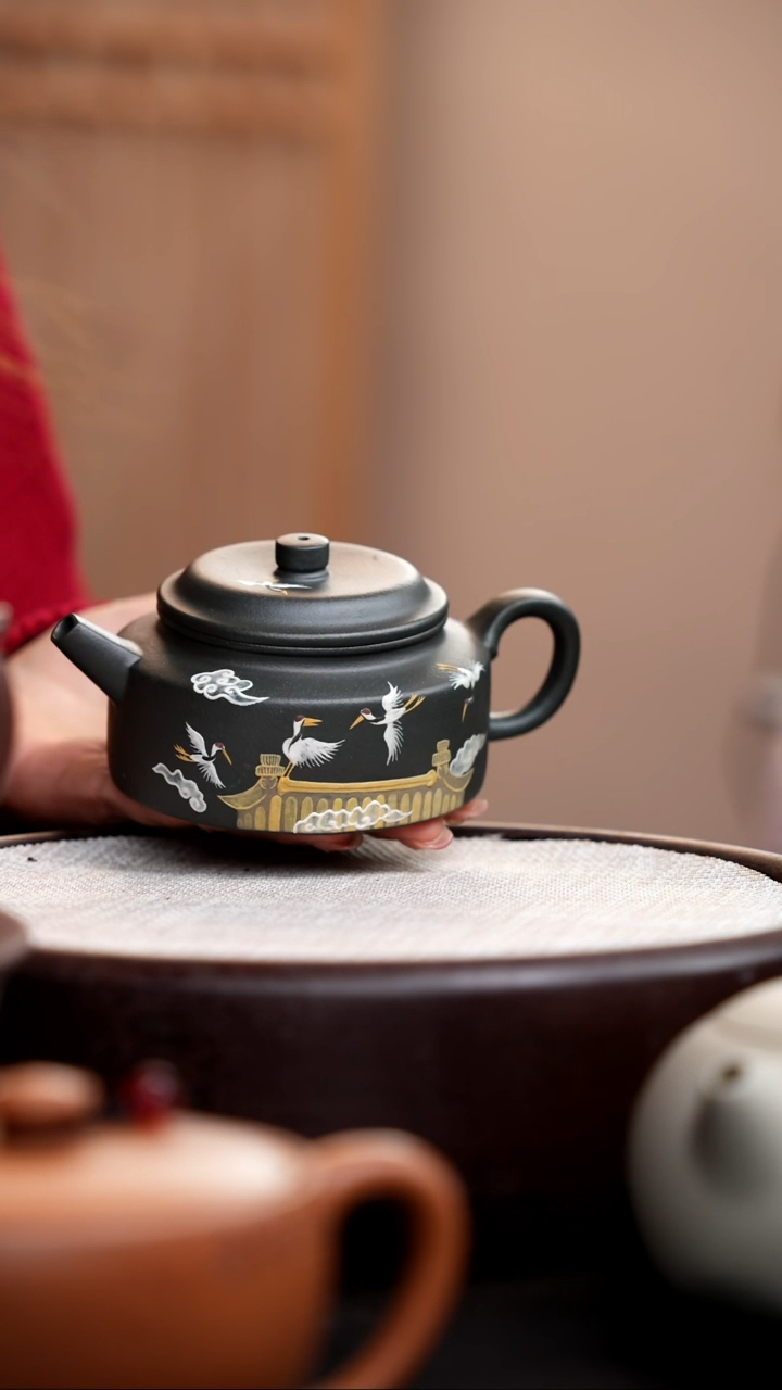 【闪购商品】紫砂茶壶九龄君子兰扁德钟瑞鹤图