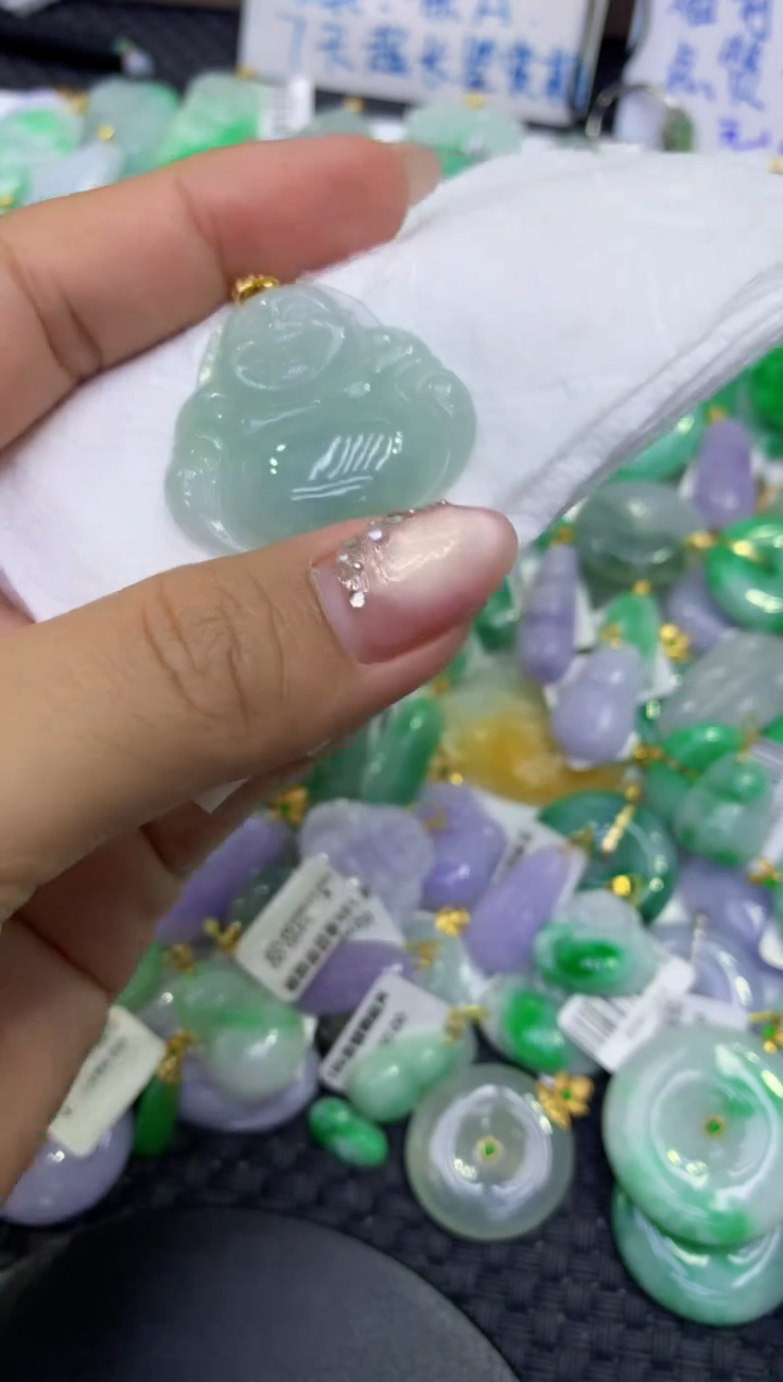 颈饰未镶嵌翡翠天然缅甸A货翡翠