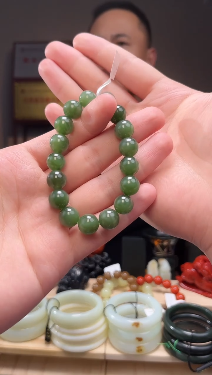 颈饰未镶嵌和田玉手串11+