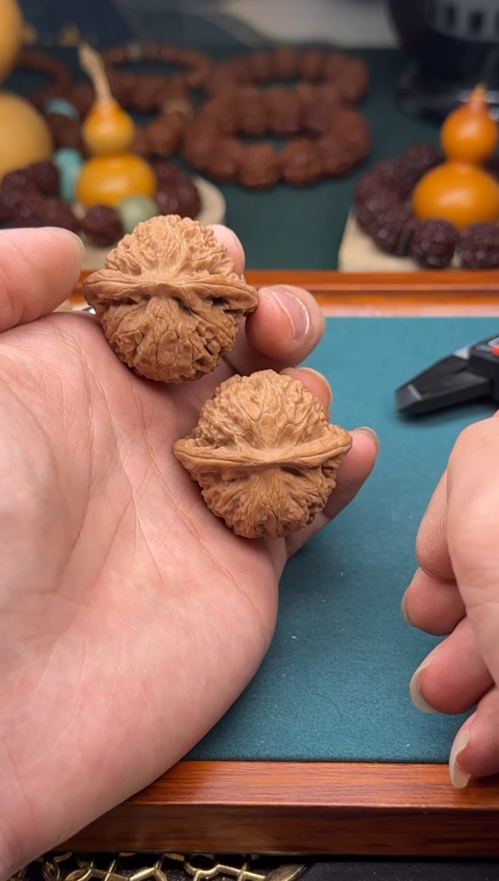 【闪购商品】文玩核桃吊坠宫灯509