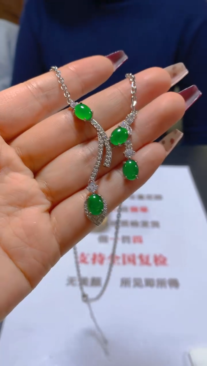 颈饰未镶嵌翡翠多样性发一