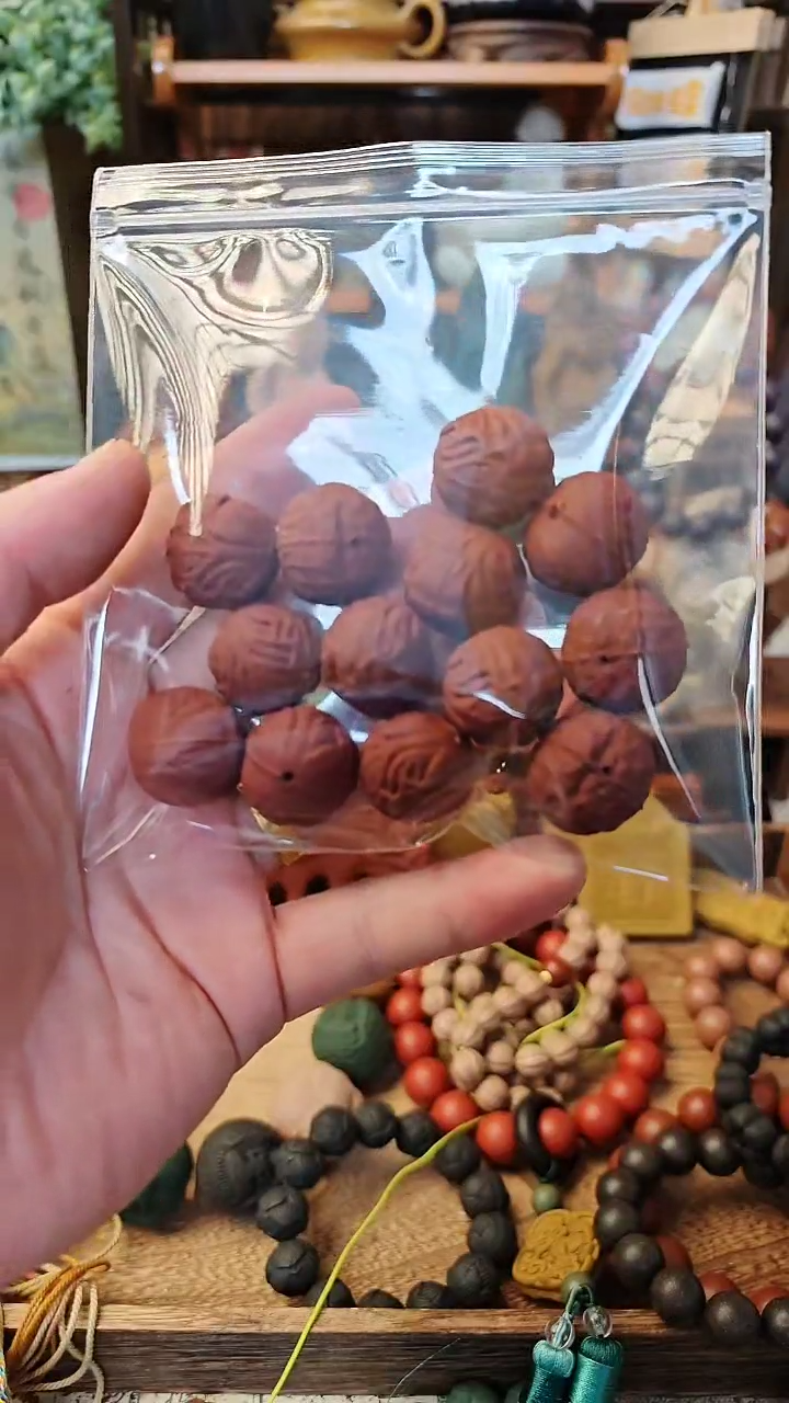 【闪购商品】红麝香百财款手串一条一条