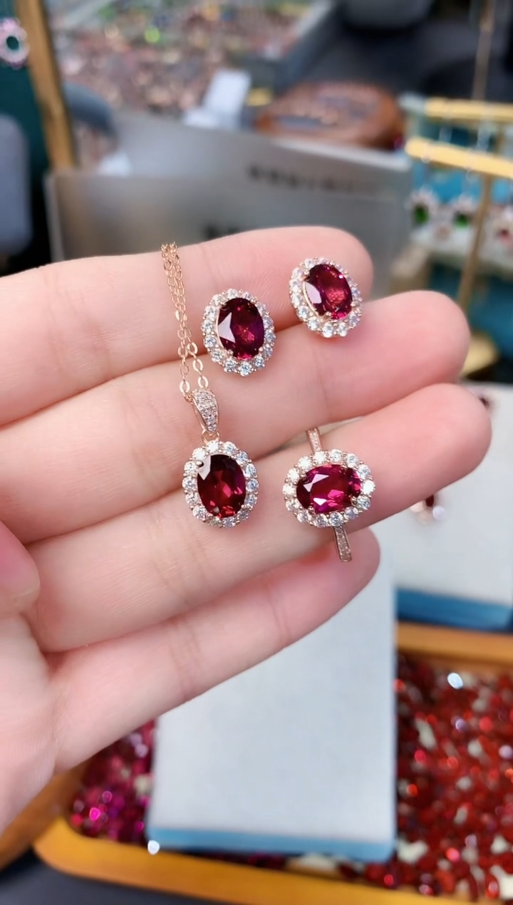 【闪购商品】石榴石套装银S925镶嵌天然镁铝