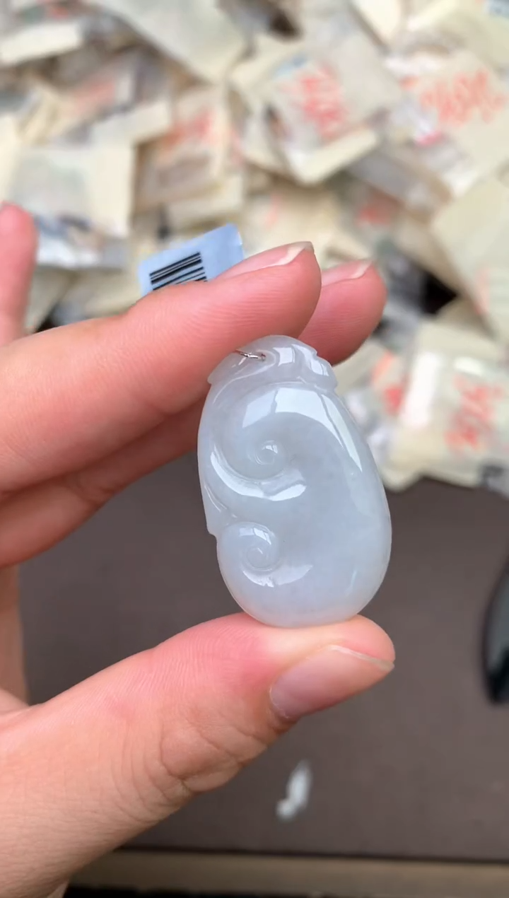 未镶嵌挂件翡翠— 福利