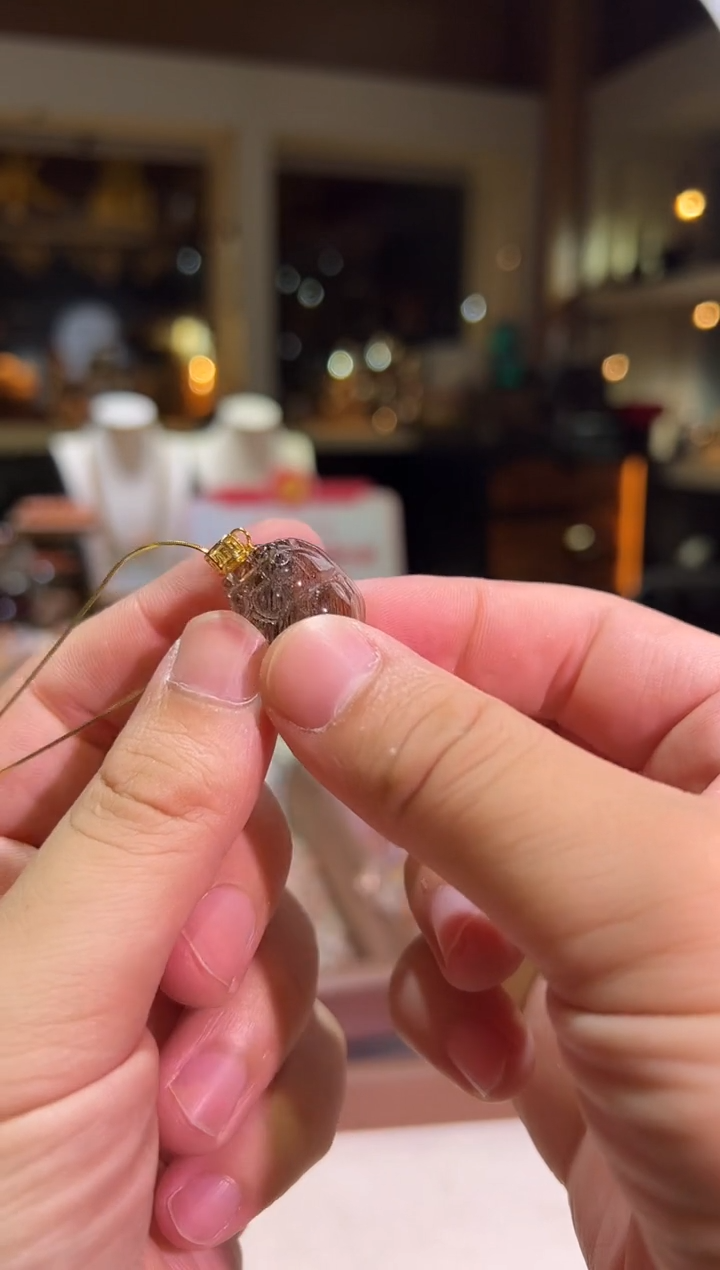 吊坠(赠链)未镶嵌水晶黑金超七貔貅吊坠（多样性发一）
