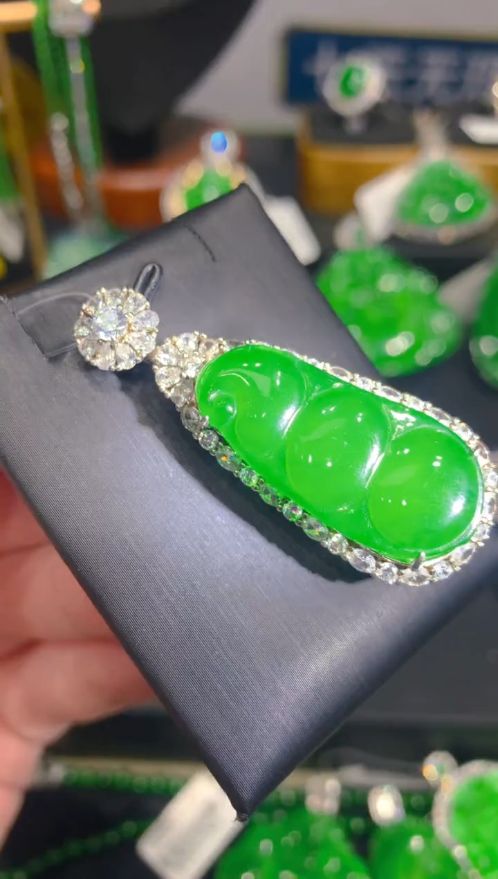 【闪购商品】翡翠颈饰银S925镶嵌54一季