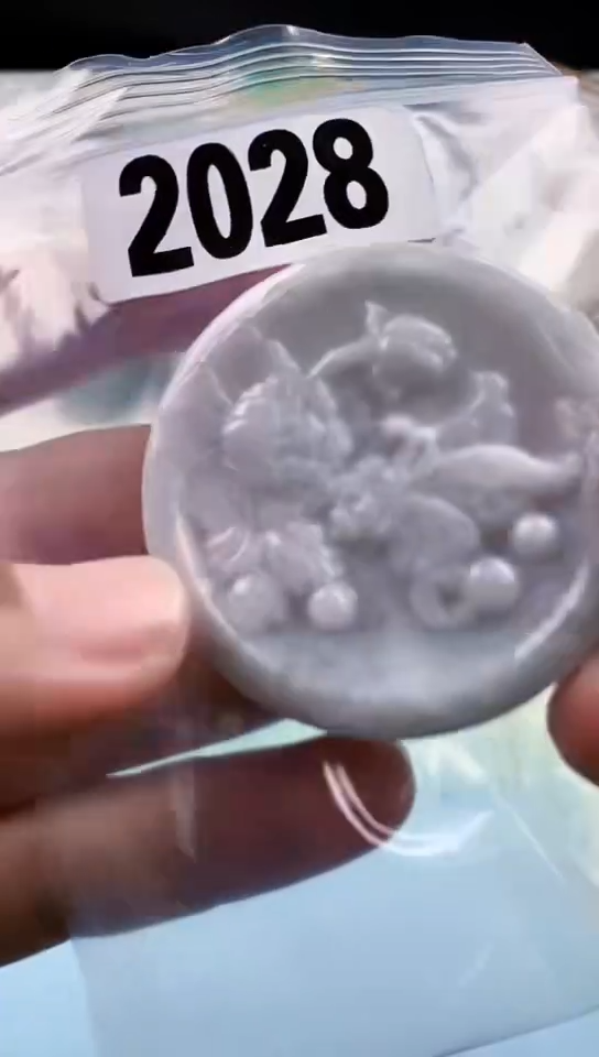 【闪购商品】翡翠挂件未镶嵌天然翡翠吊坠挂件