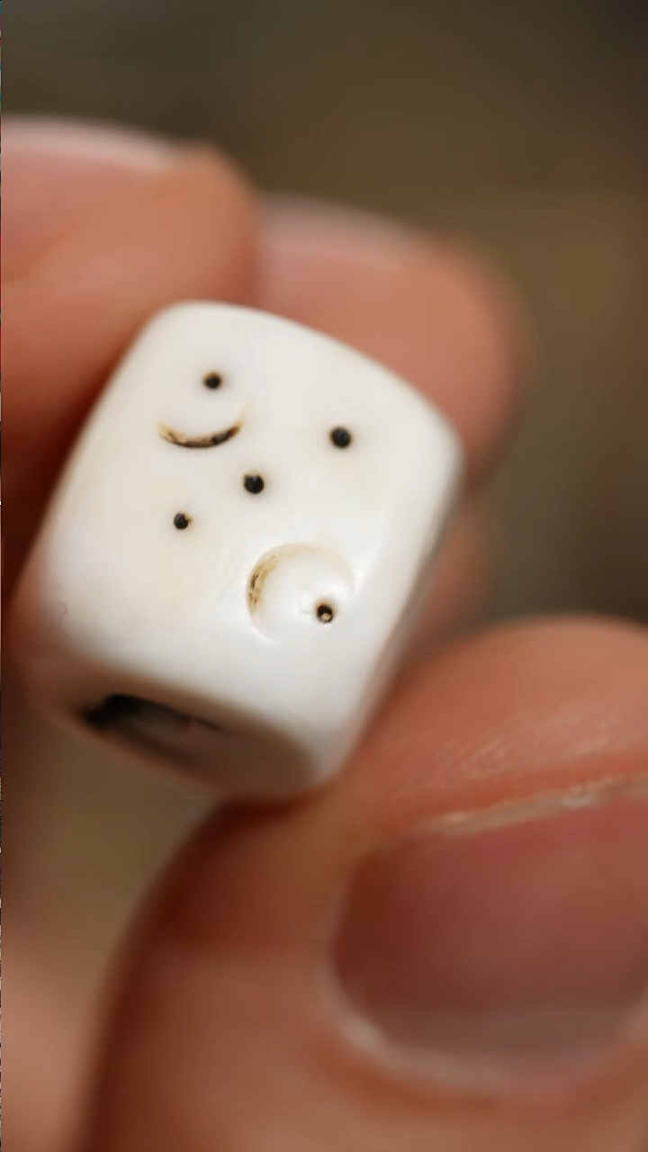 把件柏香籽/百香籽  老  14mm海白cc骰子