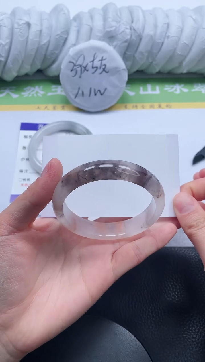 【闪购商品】石英质玉手镯未镶嵌A120-56.5