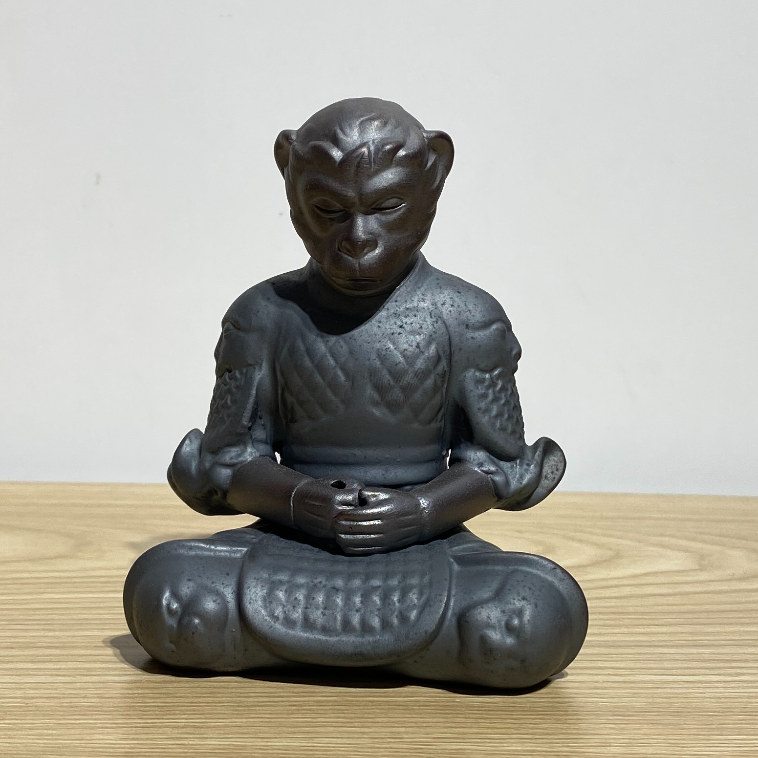 原矿黑料石悟空线香插香炉香插摆件