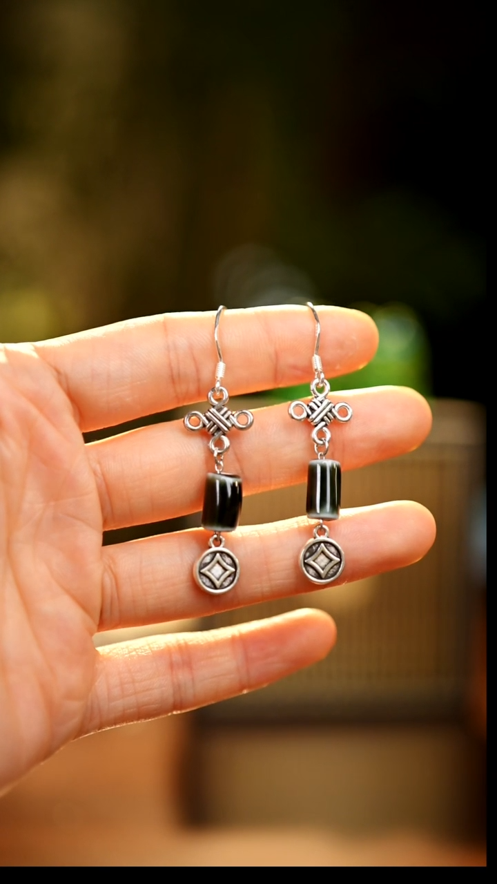 刺绣?****圆私人定制苗族手工Q9656