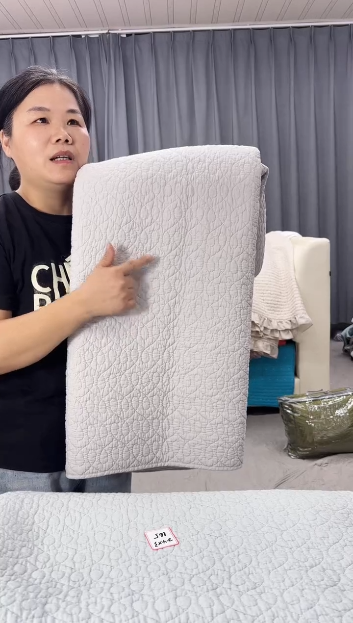 棉2.0*2.2灰色圈圈