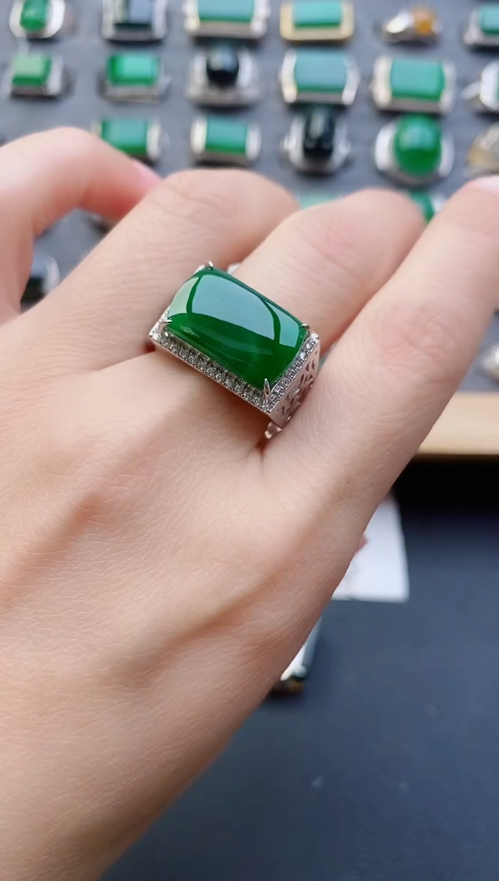 【闪购商品】翡翠戒指银S925镶嵌1221