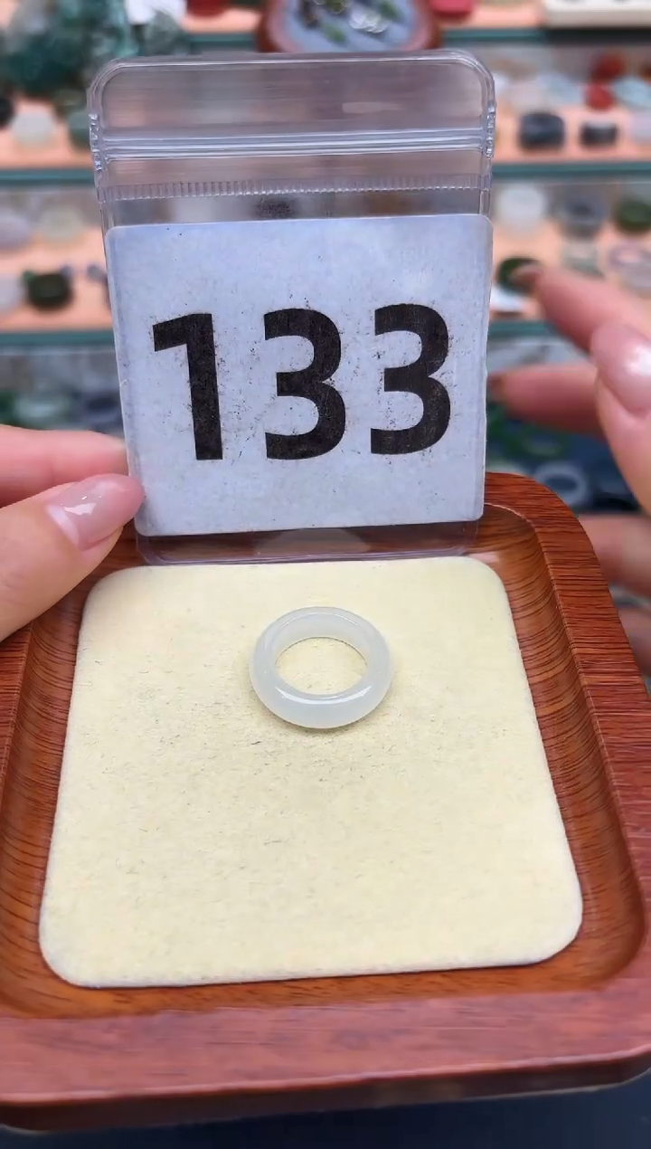 【闪购商品】和田玉未镶嵌戒指9号