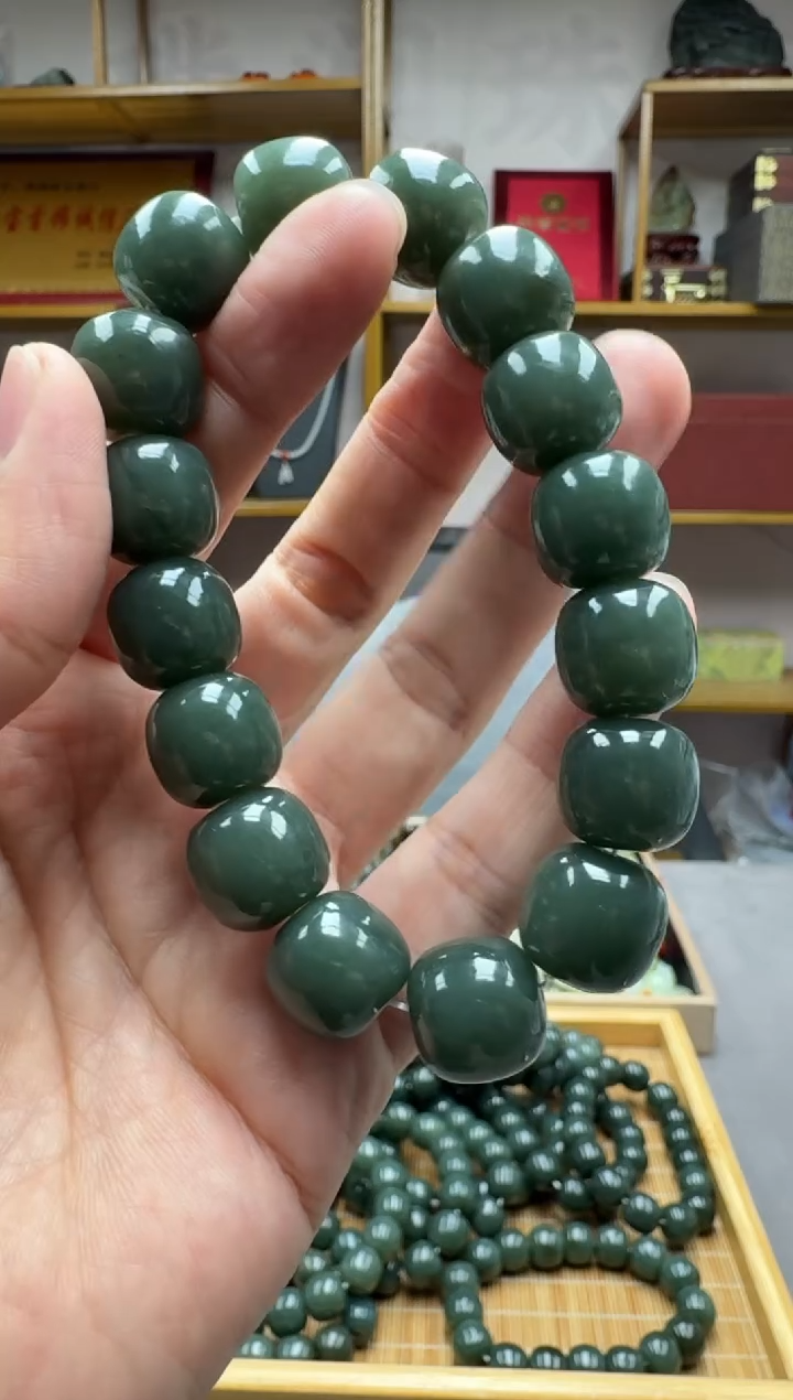 未镶嵌手串和田玉14且末瓷蓝·····老型珠