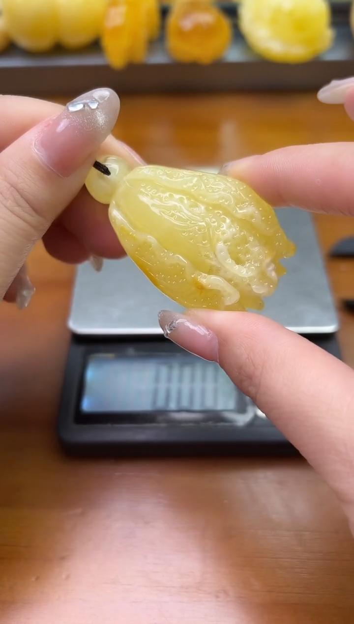 裸石琥珀未镶嵌琥珀蜜蜡吊坠