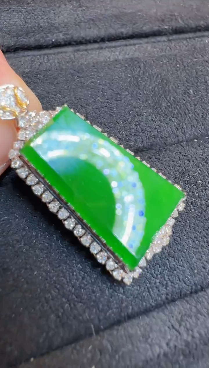 【闪购商品】翡翠吊坠(不含链)18K金镶嵌多样性团购发一件