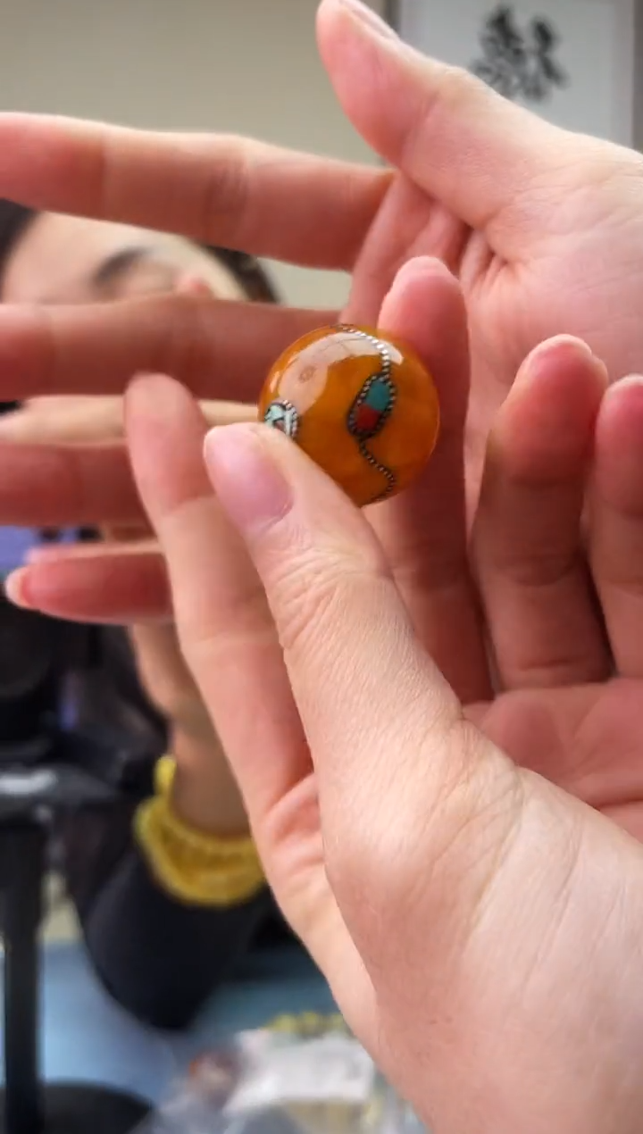 琥珀未镶嵌珠宝奇石T08假一罚十，多样性发一件