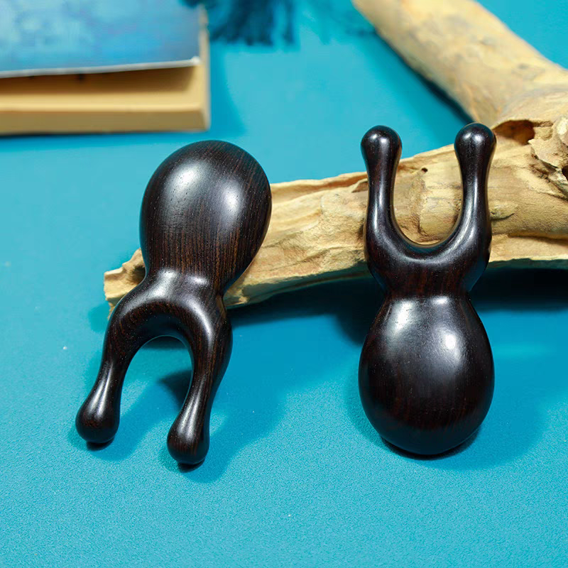 205 乌木经络按摩梳手把件（单个）