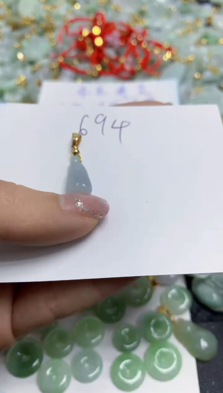 【闪购商品】翡翠颈饰合金天然翡翠A货