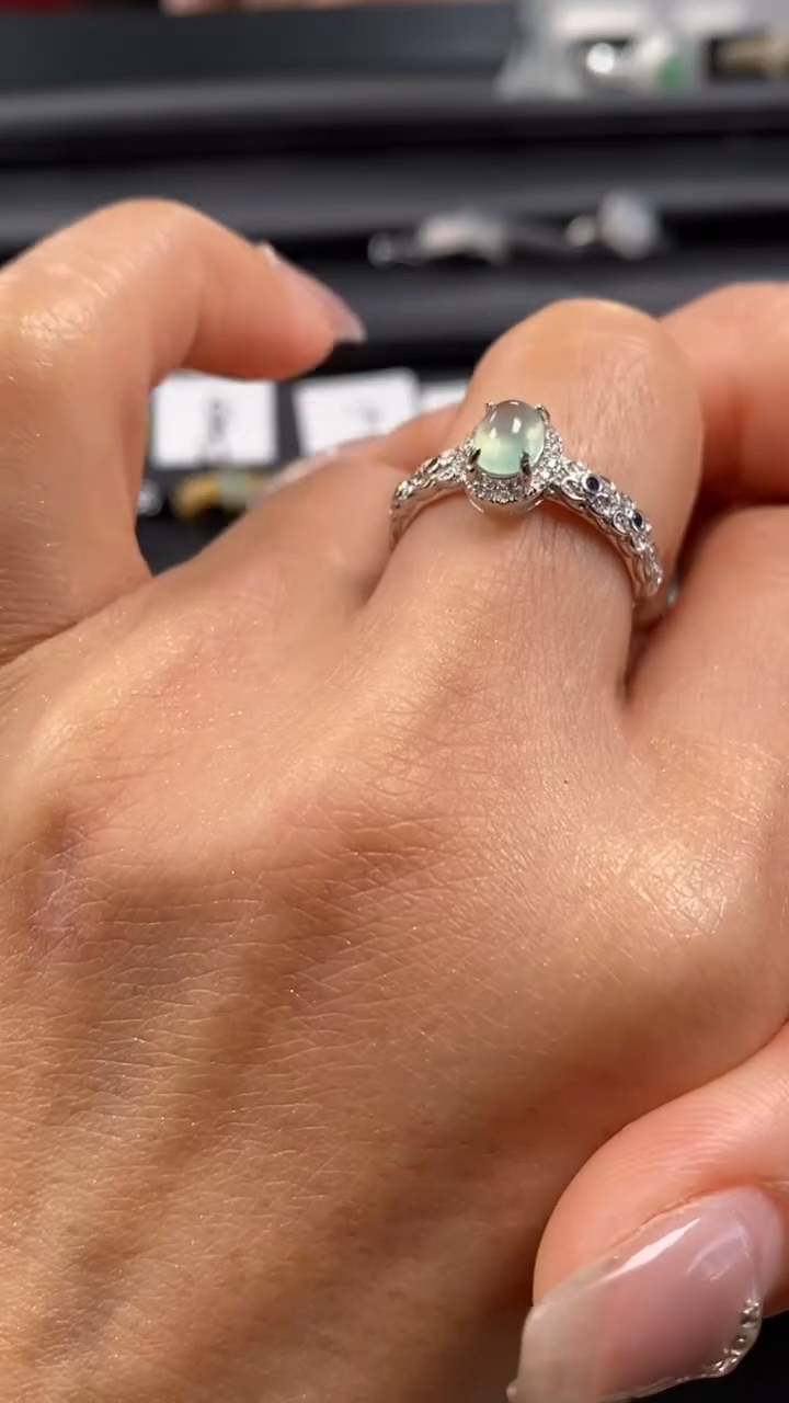 【闪购商品】翡翠戒指银S925镶嵌8053