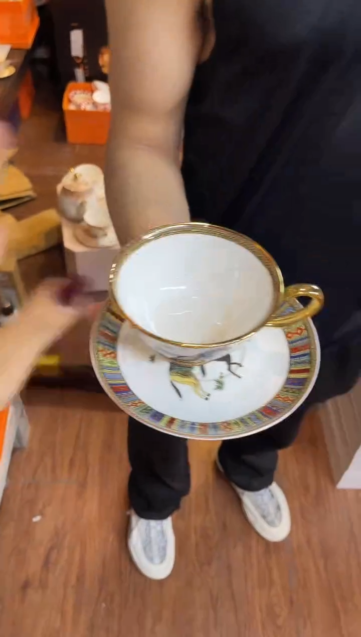 杯鸿辉家品牌瓷器，京东包邮！