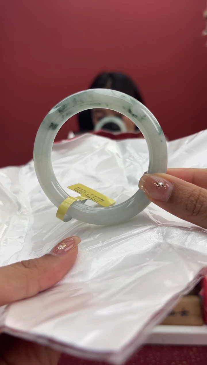 【闪购商品】翡翠手镯（圆镯）未镶嵌5手镯