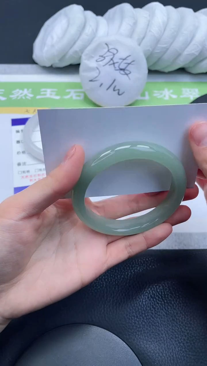 【闪购商品】石英质玉手镯未镶嵌A151-58+