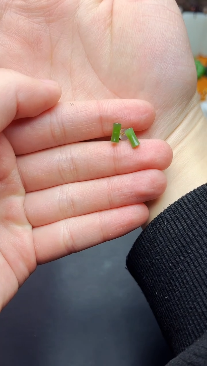 【闪购商品】和田玉耳饰18K金镶嵌竹节kk