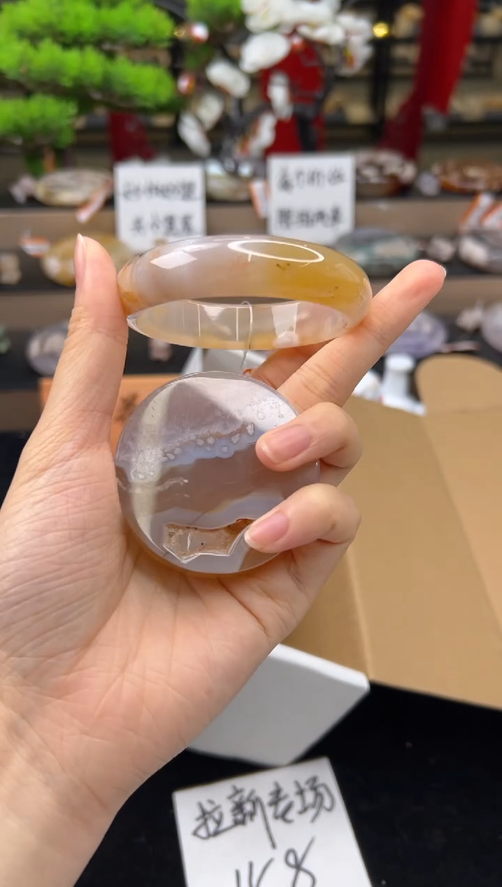 【闪购商品】石英质玉未镶嵌手镯54圈口（赠送镯心）21065
