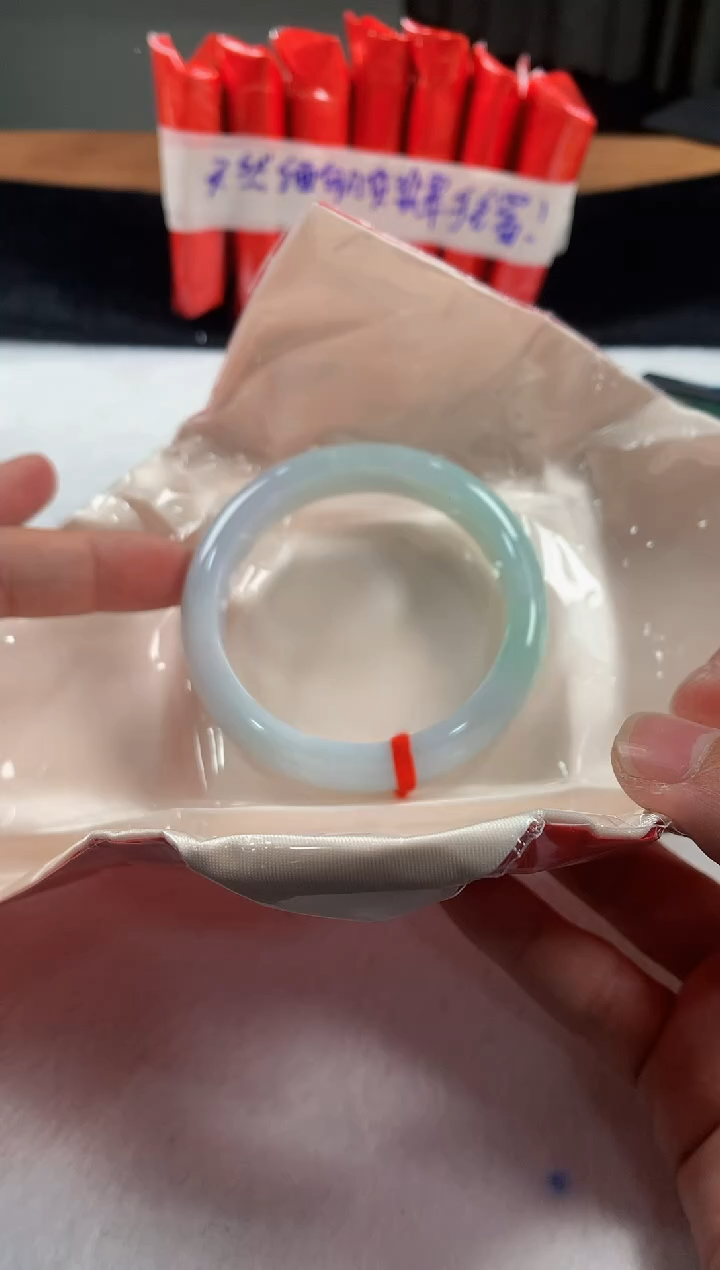 未镶嵌定制翡翠5079毛货不退不换 60--61圈