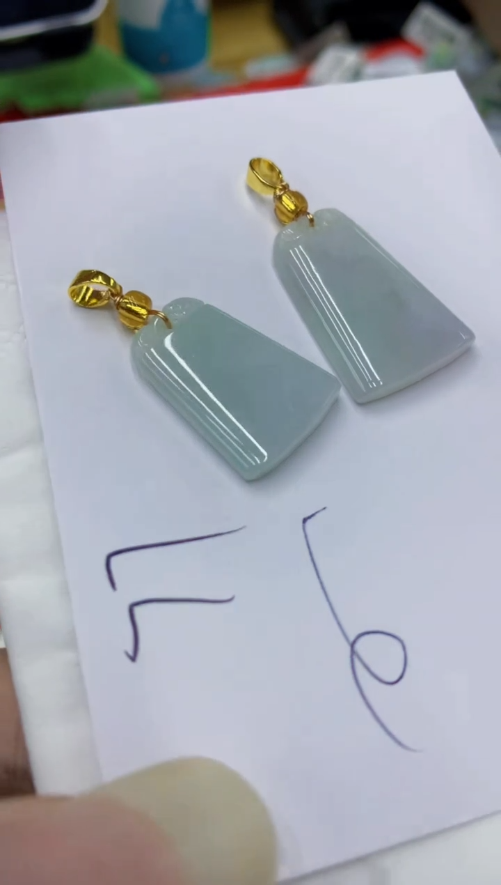 翡翠未镶嵌颈饰1111111111多样性发其一