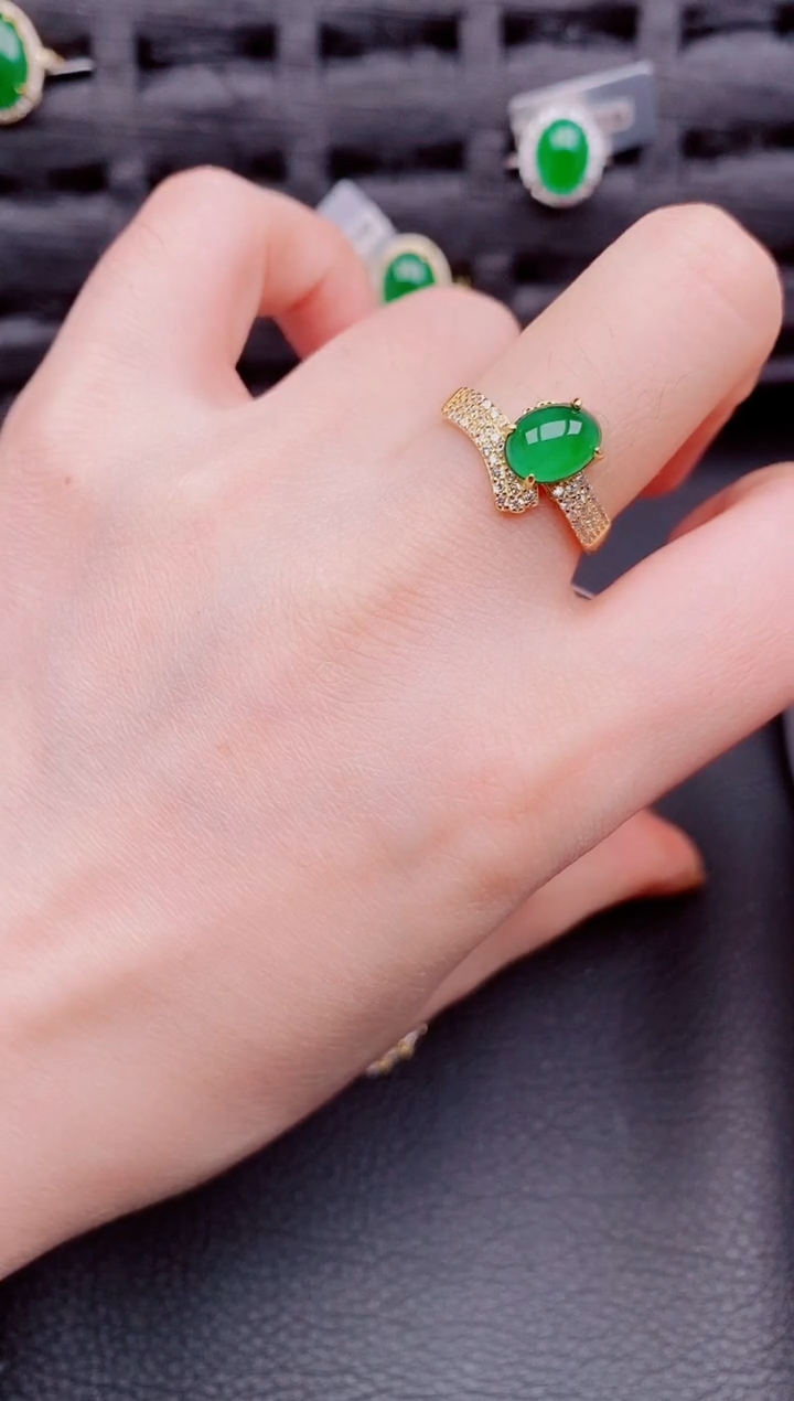 【闪购商品】翡翠戒指银S925镶嵌天然a货翡翠614