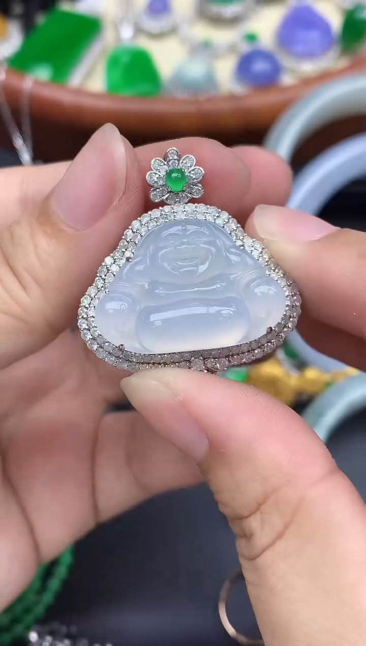 颈饰18K金镶嵌翡翠648-中国好珍宝