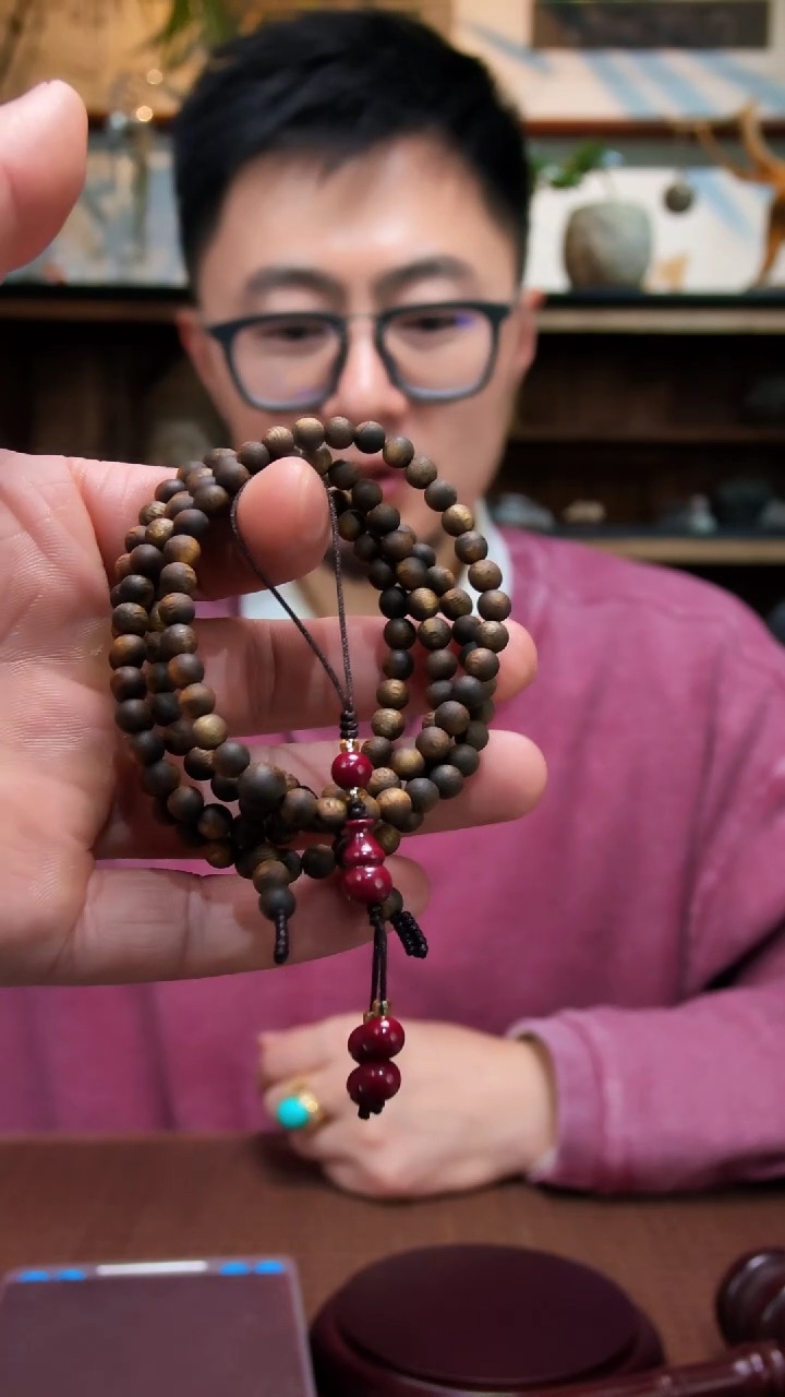 天然辰砂（沉长）朱砂手机挂DS