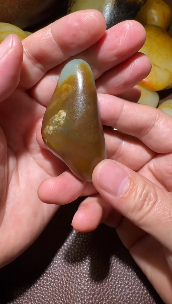 【闪购商品】和田玉原石未镶嵌和田玉