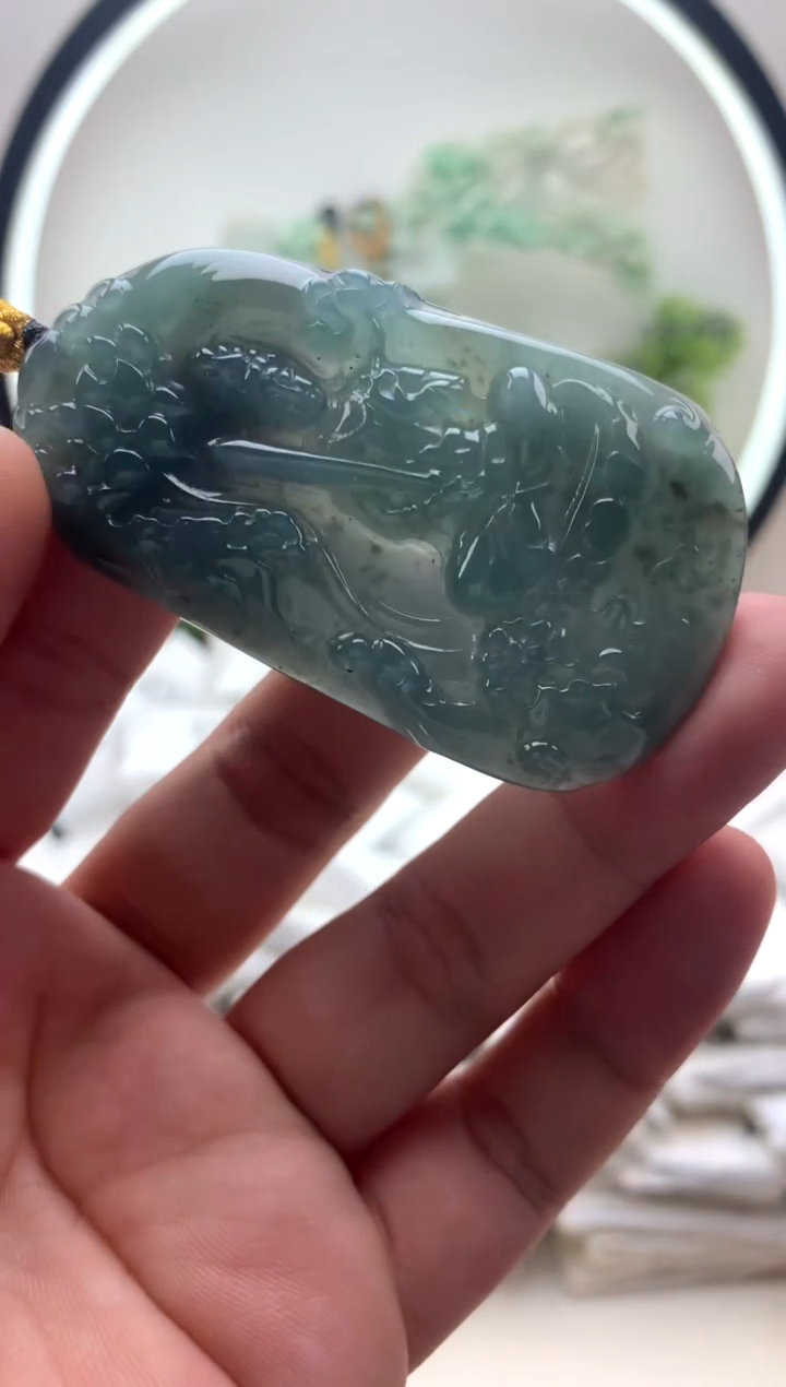 颈饰未镶嵌翡翠虚空藏