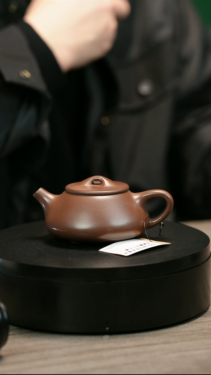 茶壶紫砂足*H2001赵信军底槽清光素景州小石瓢