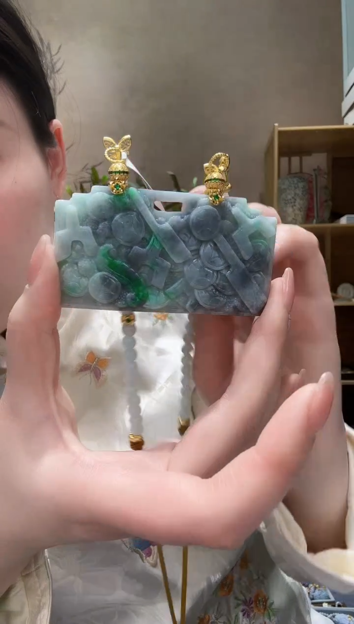 【闪购商品】翡翠颈饰未镶嵌吊坠